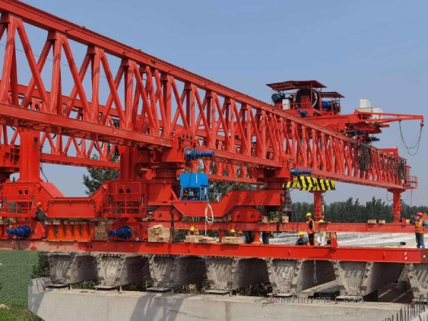 50噸架橋機(jī)施工過程中，如何保證作業(yè)質(zhì)量？